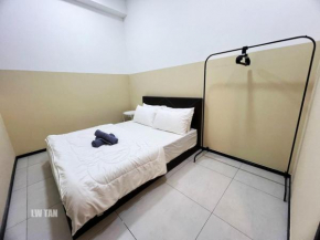 Urban Suites Sea & City View Apartment